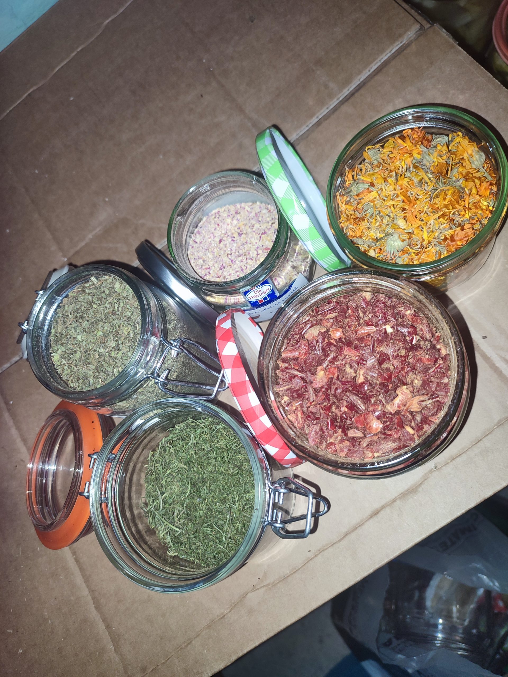 A Cozy Winter Ritual: Homemade Tea from My Pantry Shelves